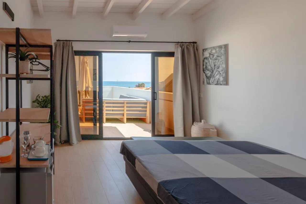New Rooftop Gem With Stunning Oceanview Santa Maria Pensjonat