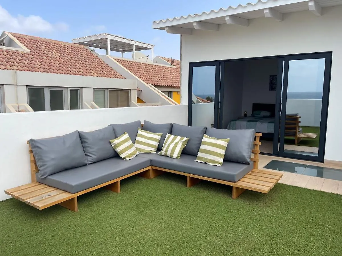 New Rooftop Gem With Stunning Oceanview سانتا ماريا 0*,  الرأس الأخضر